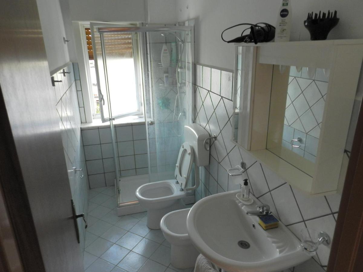 Apartment In Patti Marina: A Step Away From The Sea And From The Center! Exterior foto