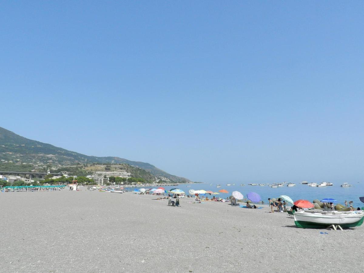 Apartment In Patti Marina: A Step Away From The Sea And From The Center! Exterior foto